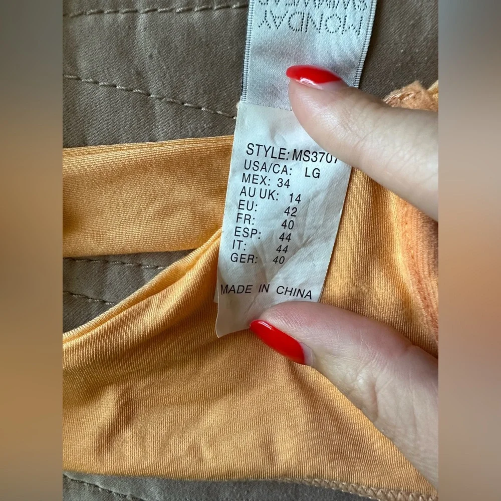 MONDAY SWIMWEAR Clovelly too Large Orange